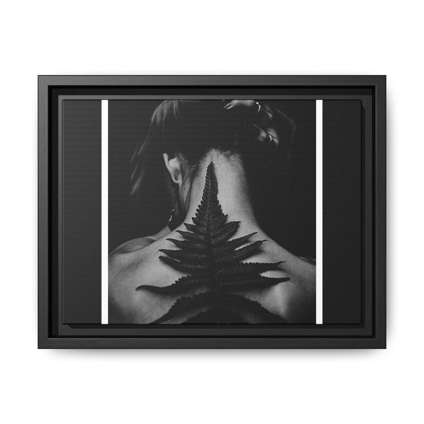 Framed Fern Canvas Art Print, Botanical Wall Decor, Nature Home Aesthetic, Gift for Plant Lovers, Modern Artwork for Living Room - Sup3r