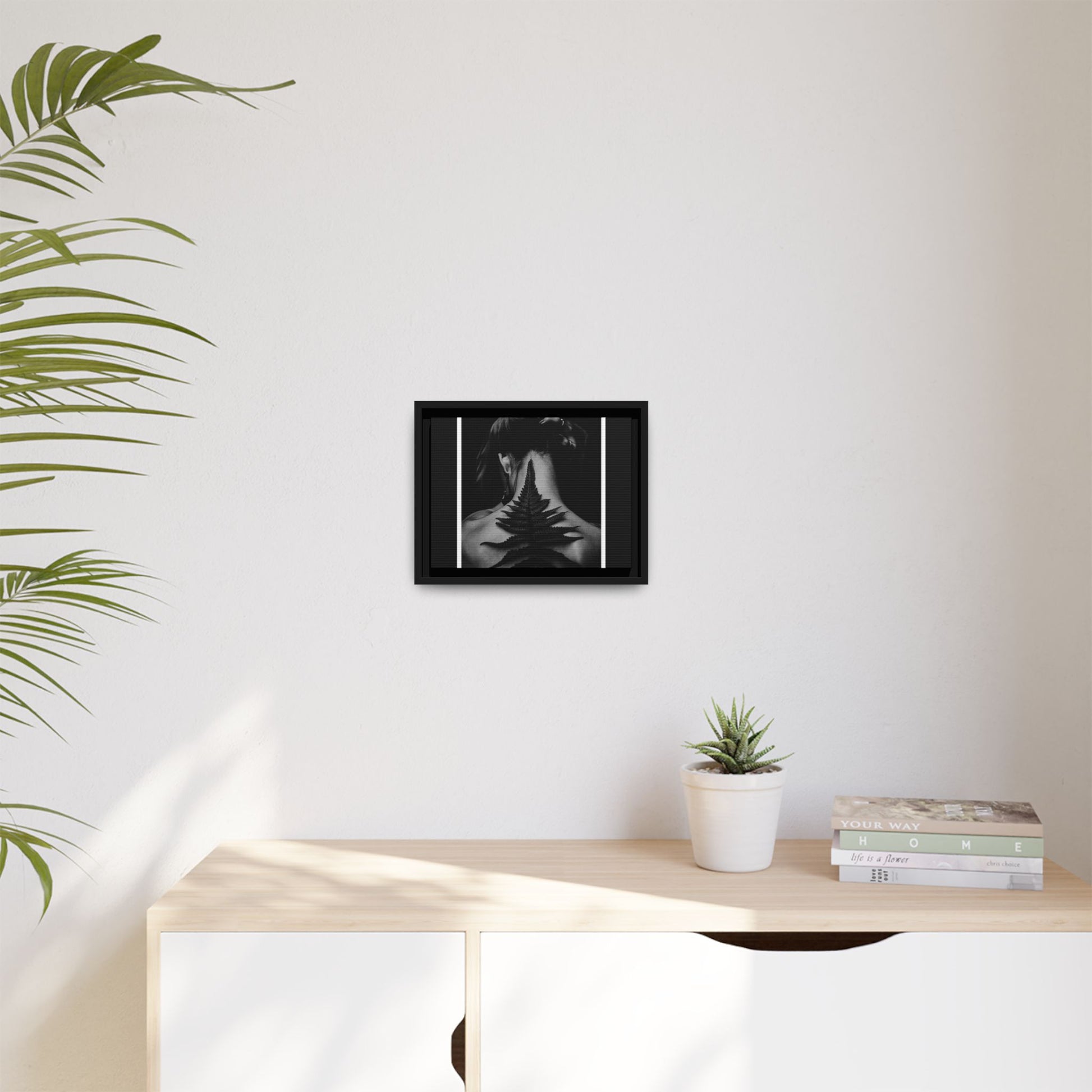 Framed Fern Canvas Art Print, Botanical Wall Decor, Nature Home Aesthetic, Gift for Plant Lovers, Modern Artwork for Living Room - Sup3r