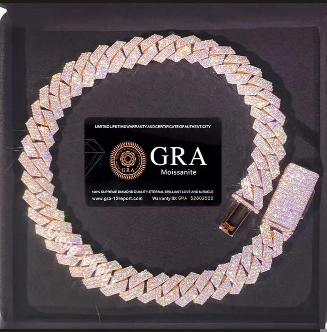 Iced Out Chains 🥶 [Passes Diamond Tester] - Sup3r